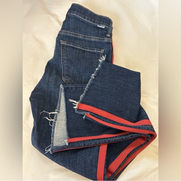 EUC Mother Women's Jeans with Red Stripe. Size 24 “the looker ankle fray” style - Picture 8 of 16